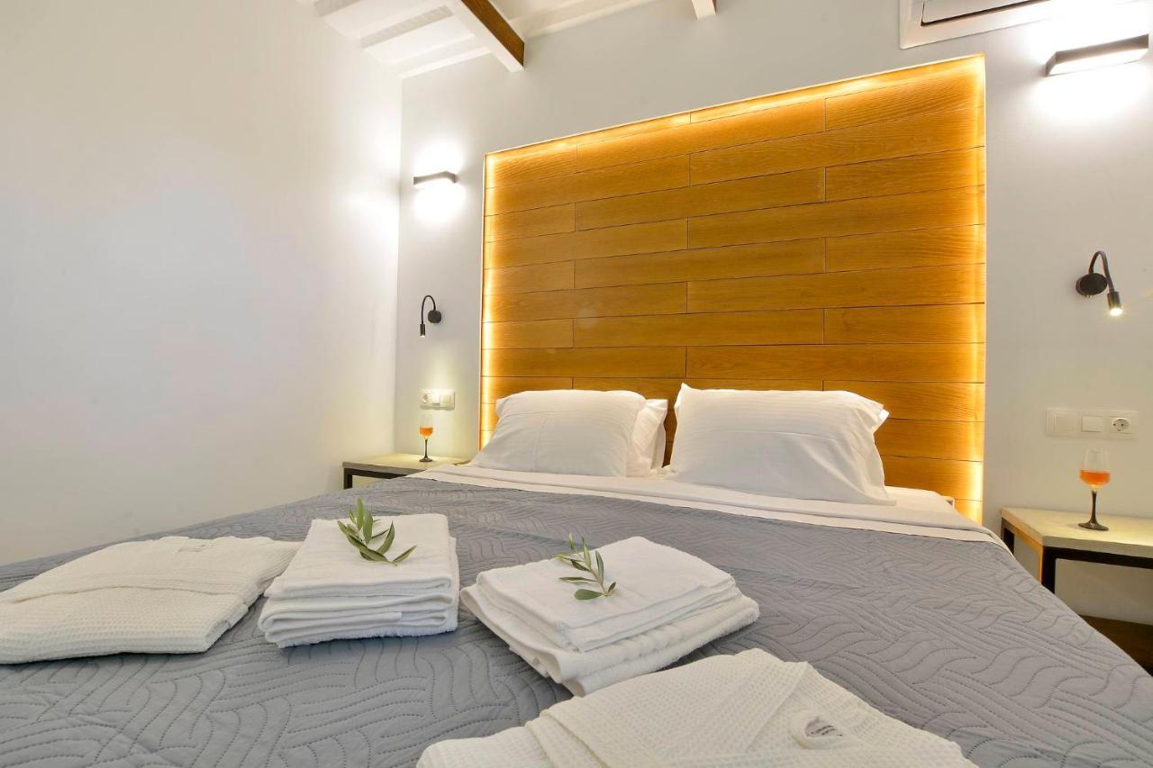 Villa Flamingo - 4 Bedrooms - Private Pool - Next To Renowned Issos Beach & Lake Korission Línia Exterior foto